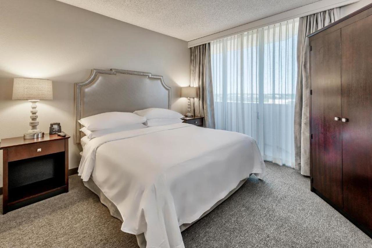 Embassy Suites Boca Raton Bagian luar foto